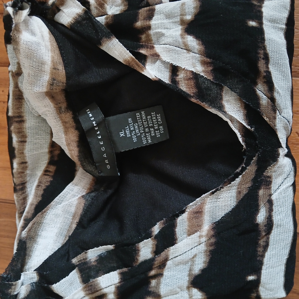 Grace Elements Black and White Tie-Dye Top